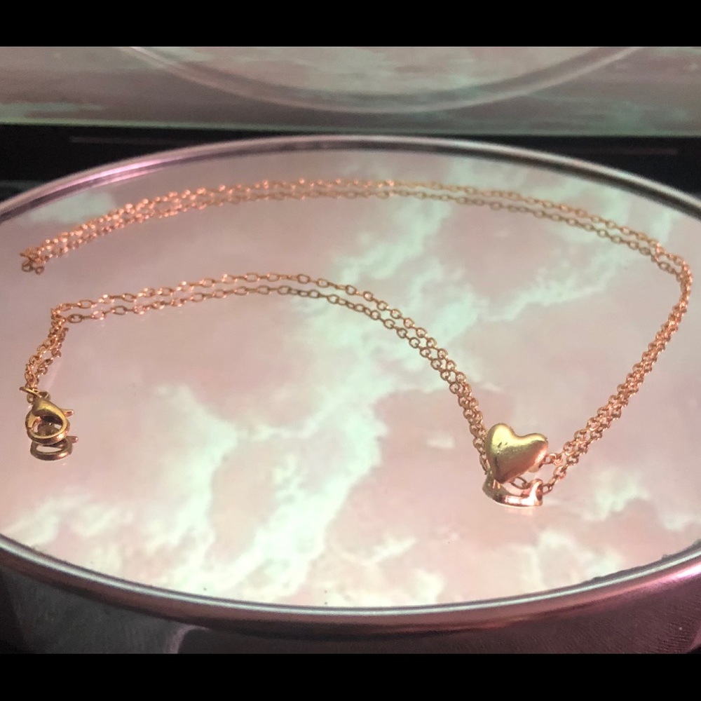 gold heart necklace
